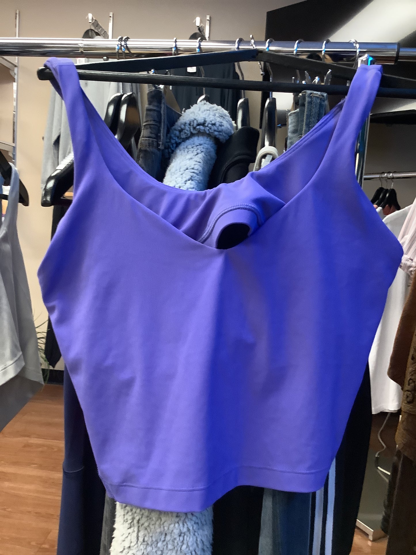 ReThreads Lululemon top 6197