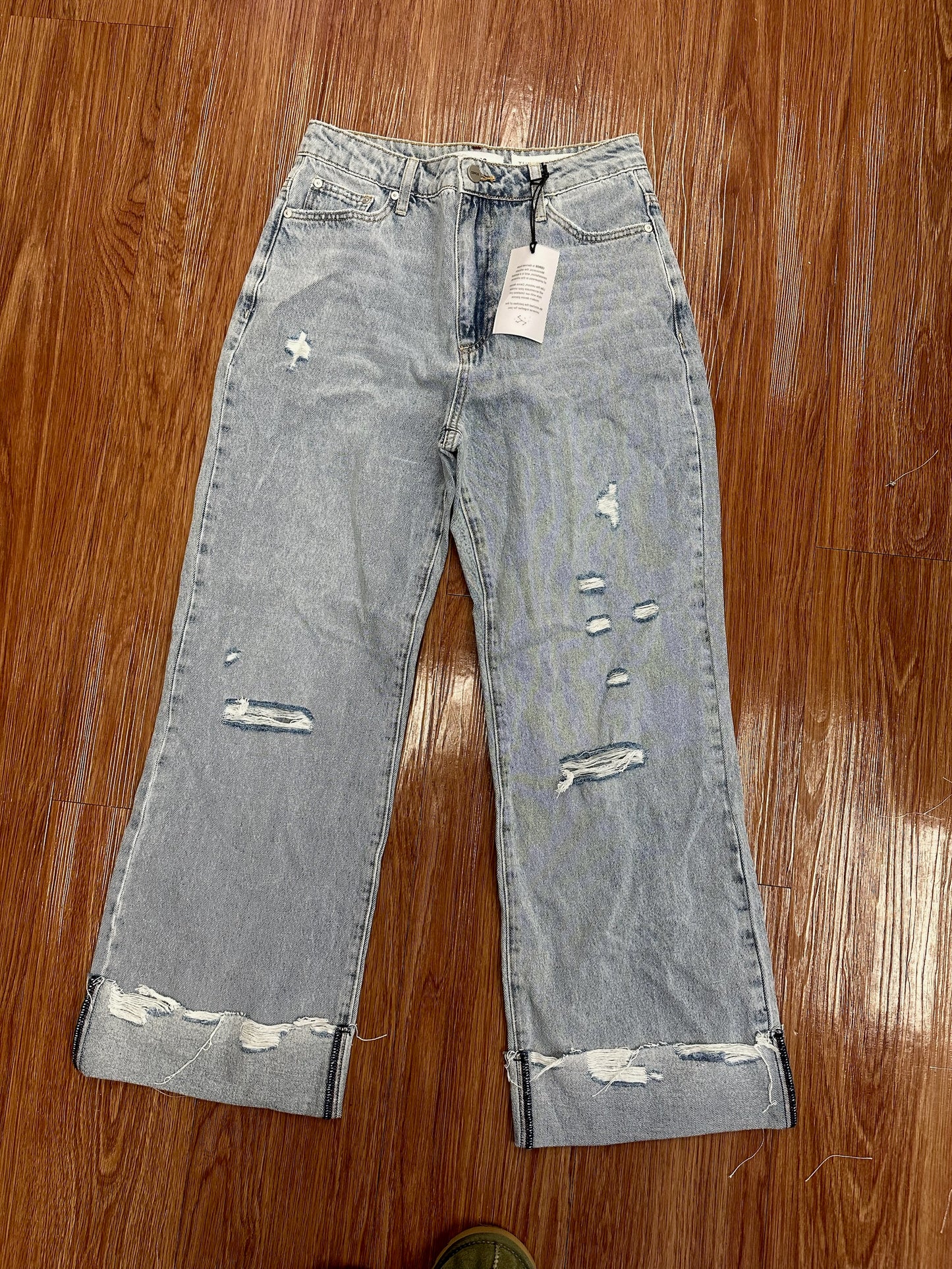 Ceros Ripped Jeans Cuffed
