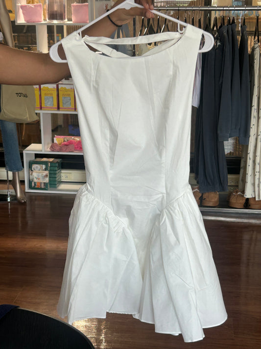 Cotton Candy LA White Backless Grad Dress